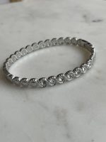 Bracelet with crystals