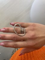 Oval Muse Ring