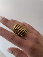 Gold Ring - Image 2