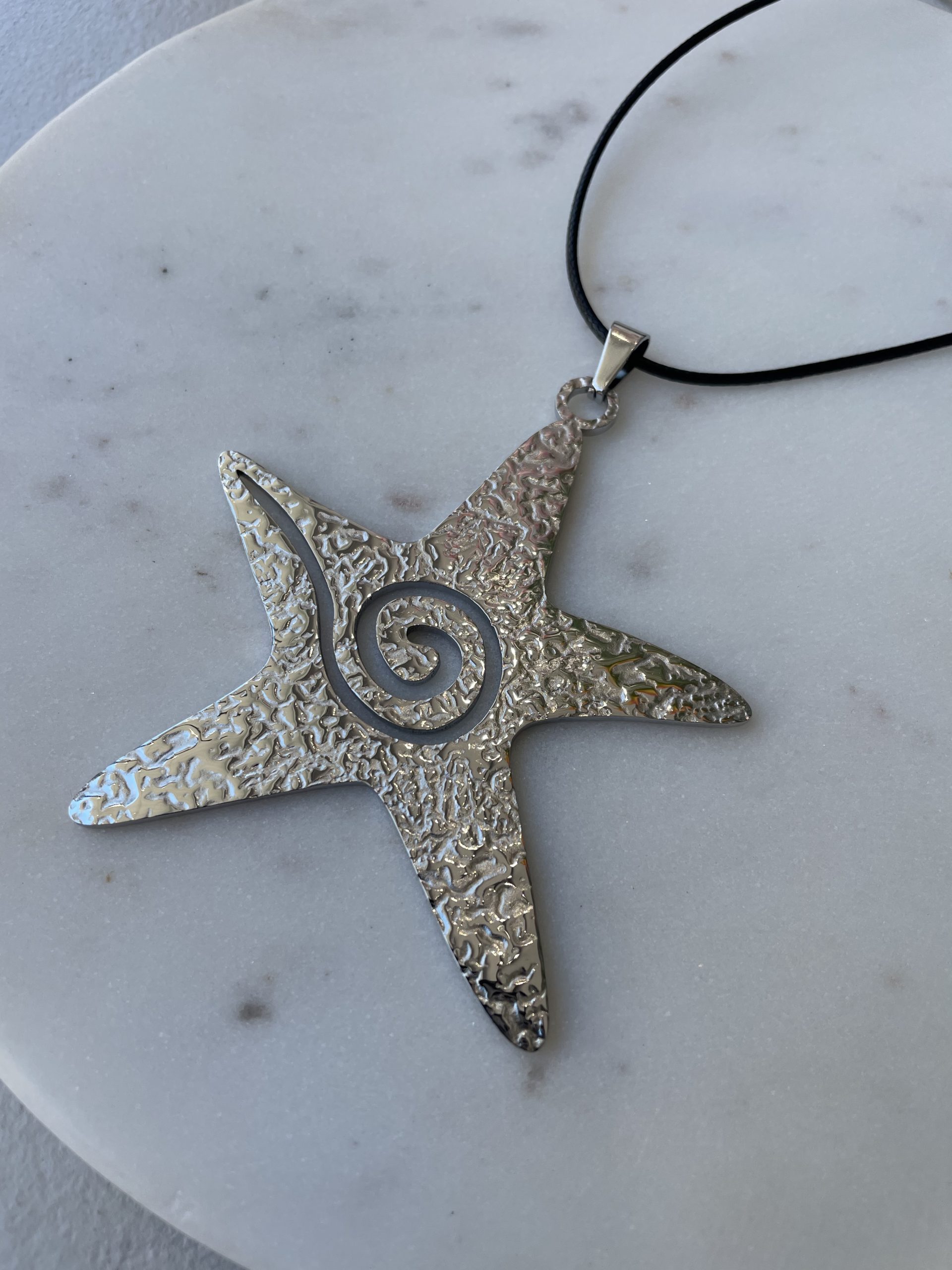 047341E3-FBBF-4B8F-A05A-A4B2A74D2828 Starfish Necklace - Image 1