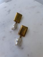 Golden Pearl Earrings
