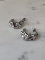 Wave Sculpt Earrings