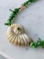Shell Green Necklace - Image 2